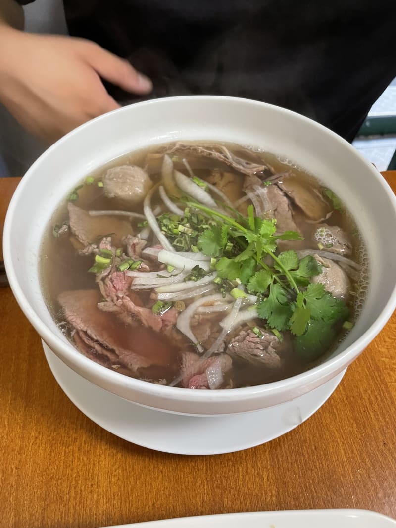 O'pho, Paris