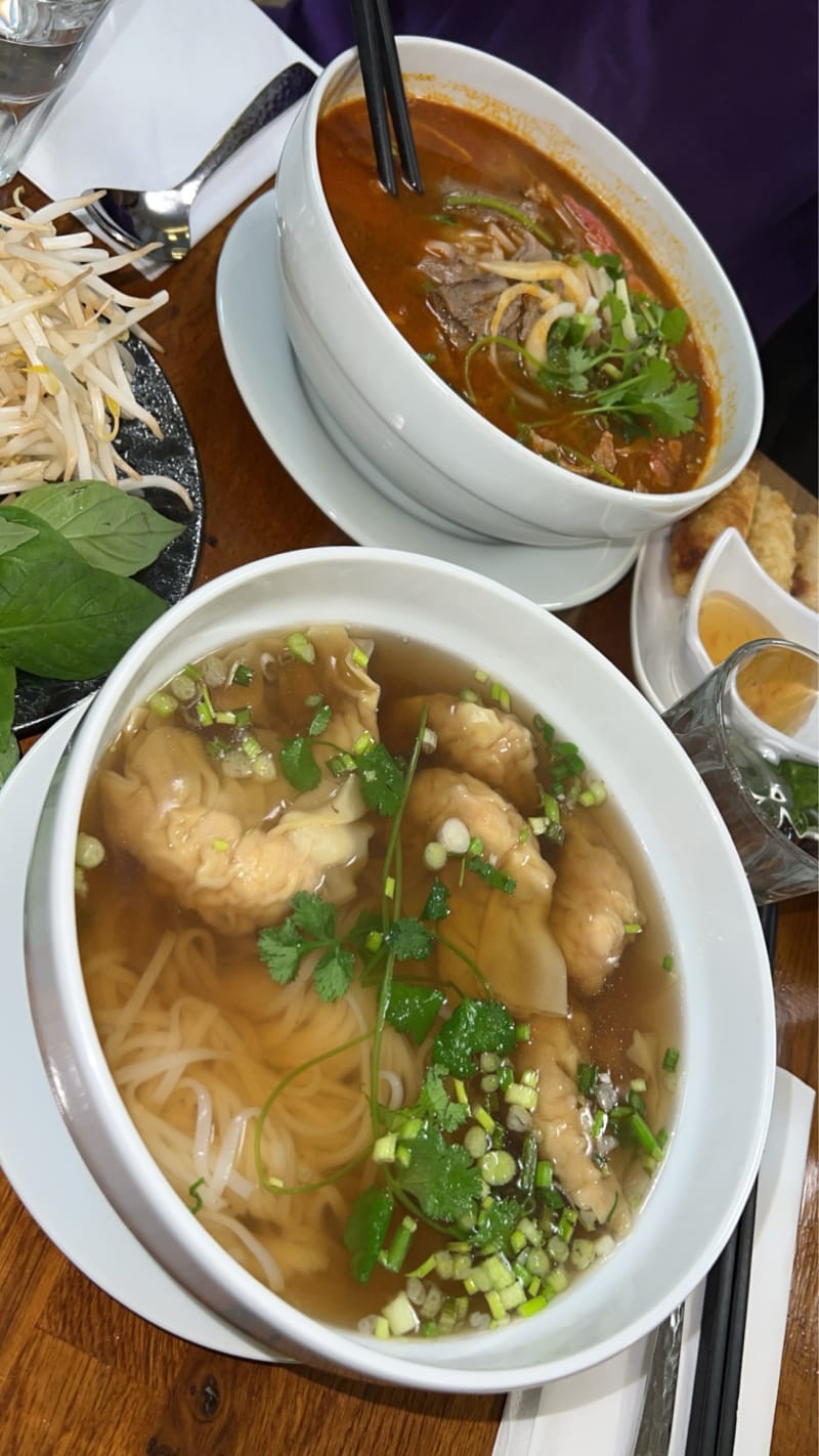 O'pho, Paris