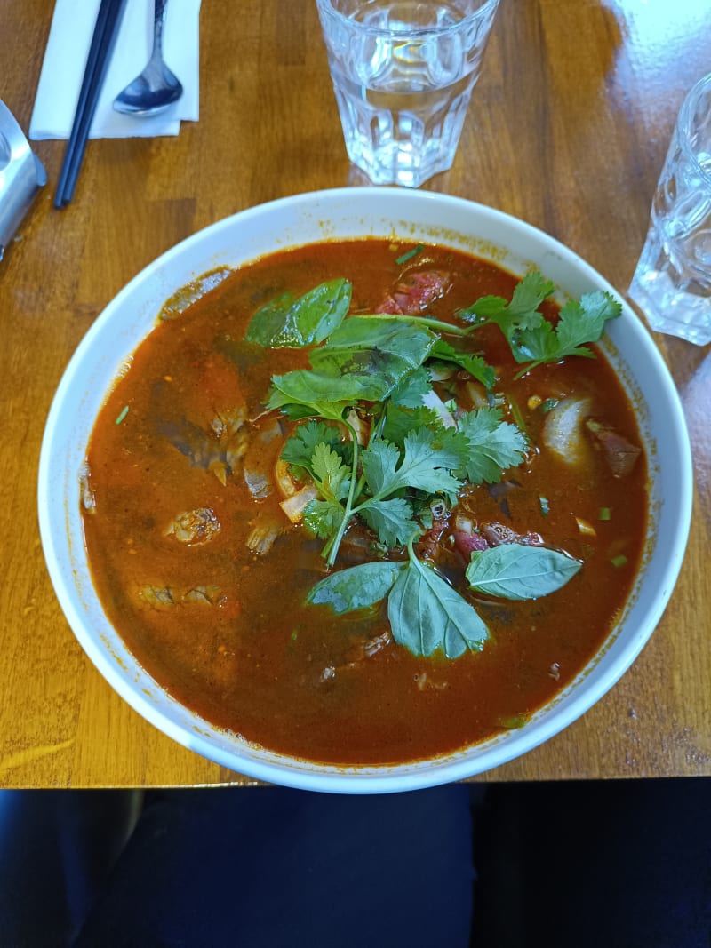 O'pho, Paris