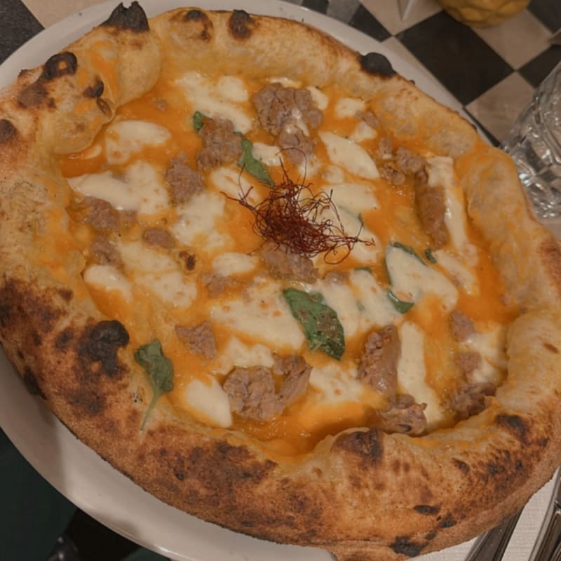 Squisito piatto , pizza più buona del mondo  - Rebasilico, Rome