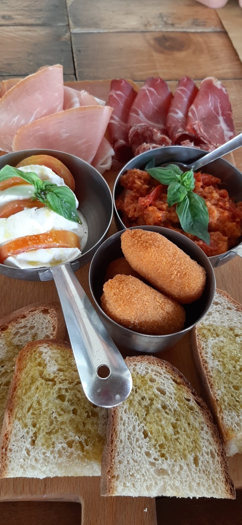 Osteria di Sughero, Viterbo