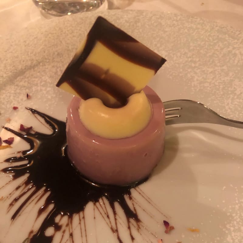 Dolce con Mandorle e more - Trattoria dalla Nella