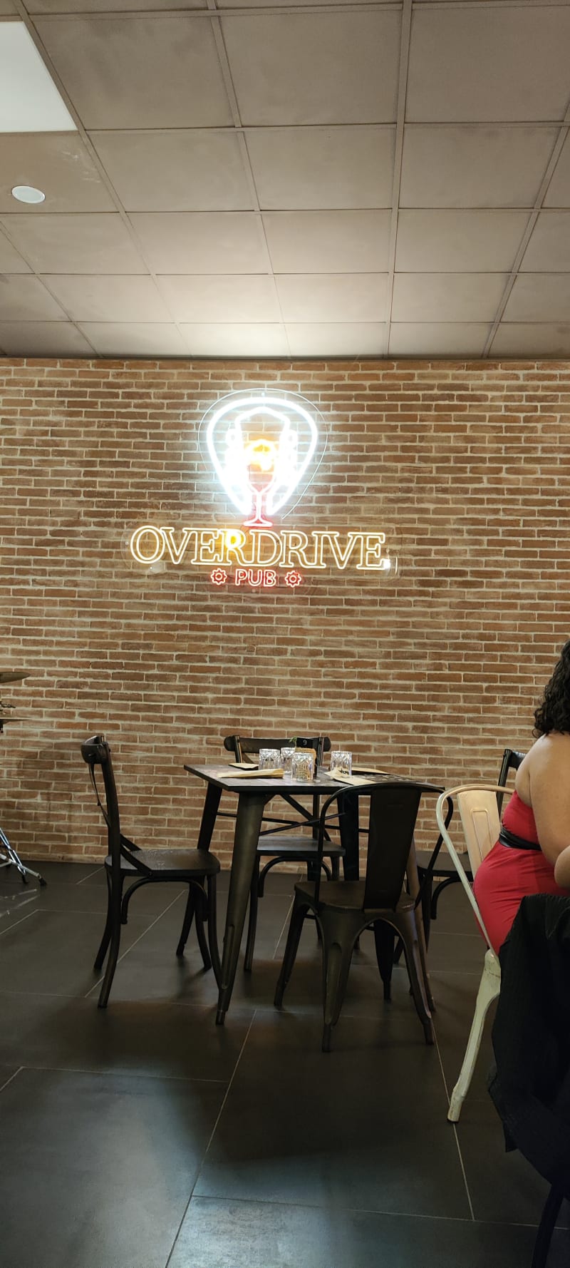 Overdrive Pub