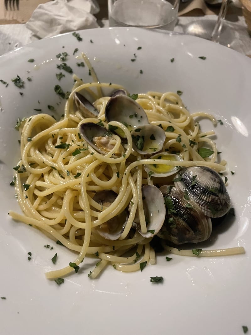 Spaghetti con le vongole  - Pupiddu, Milan