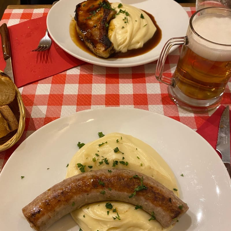 Saucisse de  l Aveyron Grillée Aligot  - Le Boui Boui, Paris