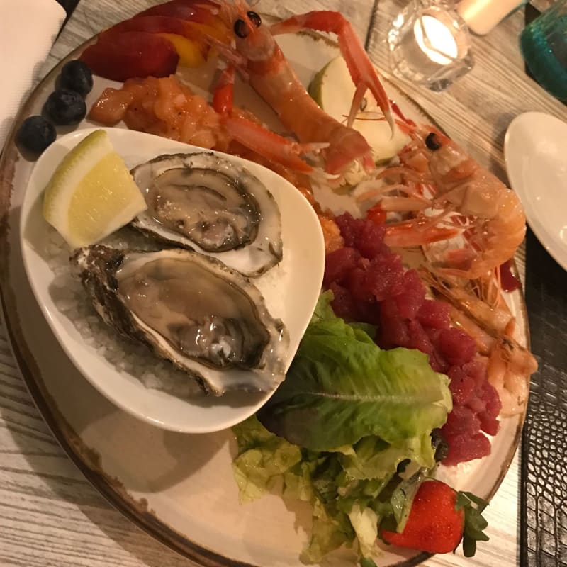 Crudo di mare - Enoteca Del Pesce I Mal'Avvezzi