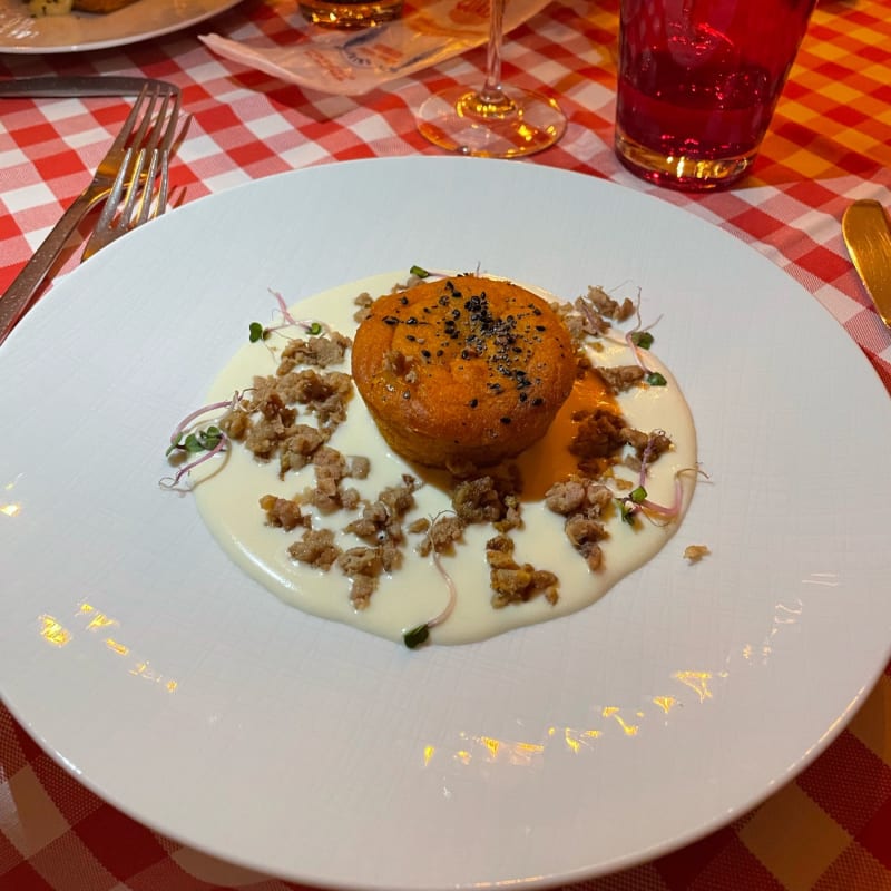 Muffin di zucca, taleggio e salsiccia  - Taverna delle rose, Turin