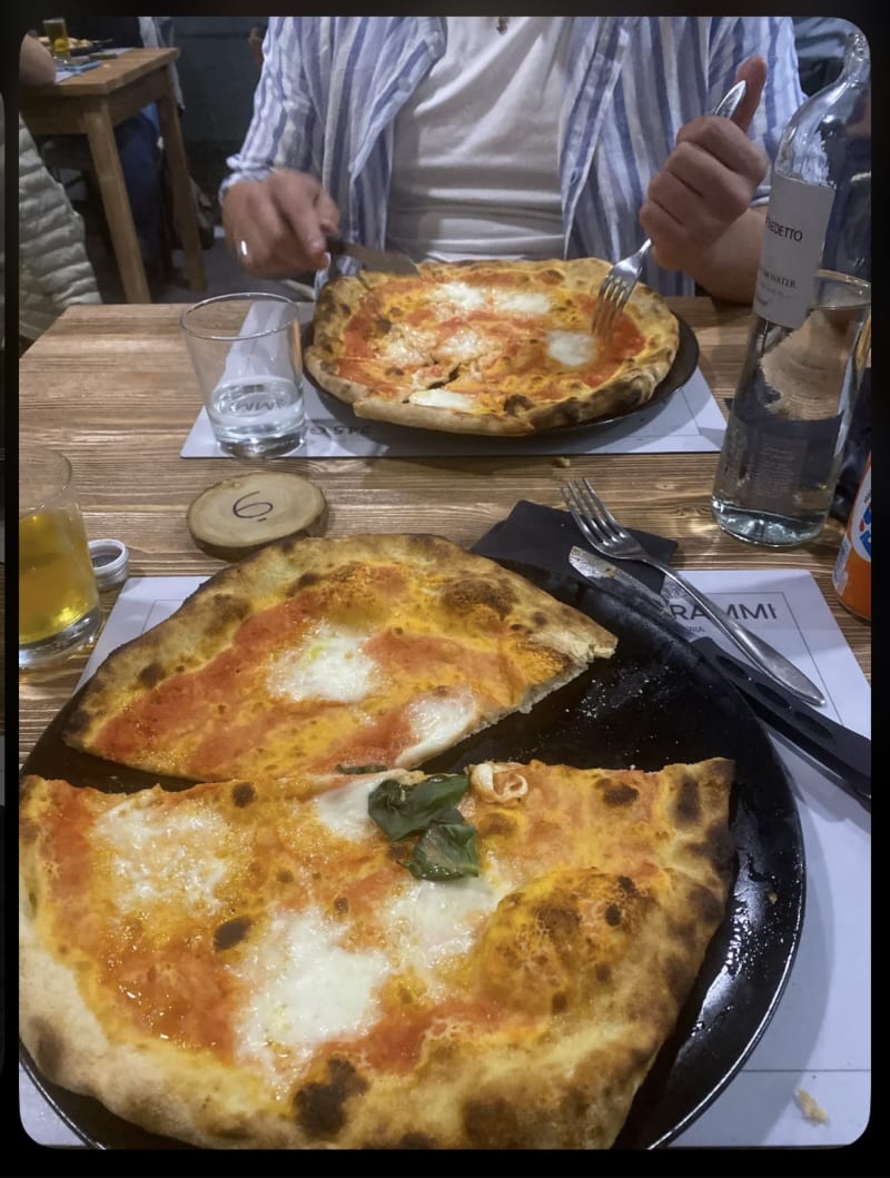 245grammi, Viareggio