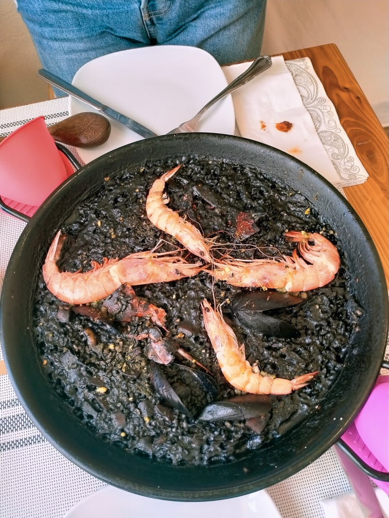 Arroz negro - Luanik, Marisqueria i Arrosseria, La Garriga