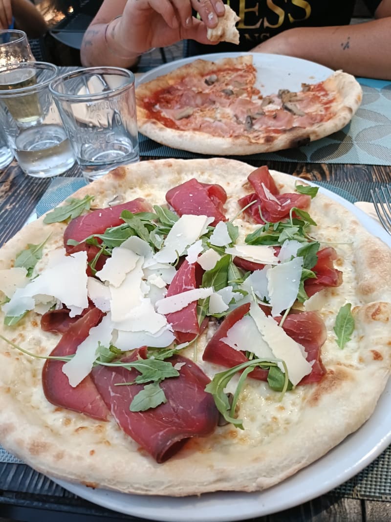 Vittoria Bistrot & Pizza, Como