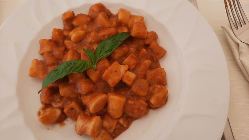 Gnocchi alla sorrentina - Ristorante Montecaruso