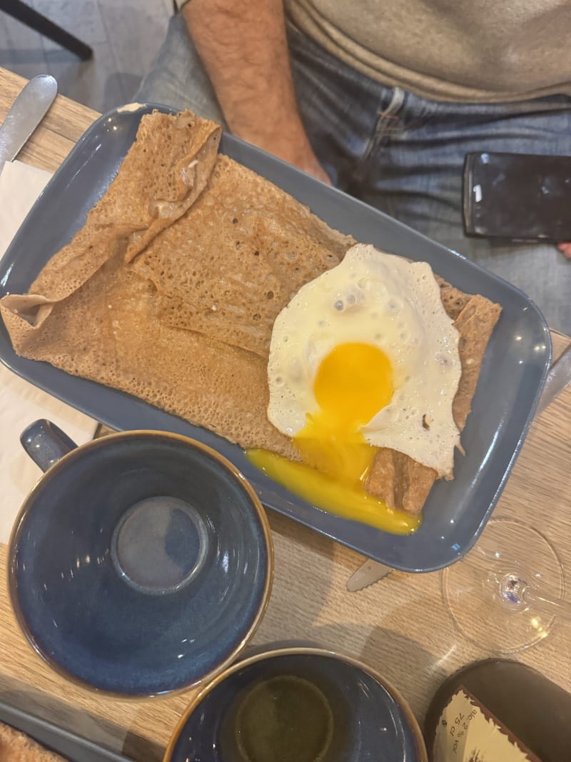 Restaurant Le P'tit Breton Notre Dame De Lorette à Paris Menu, avis