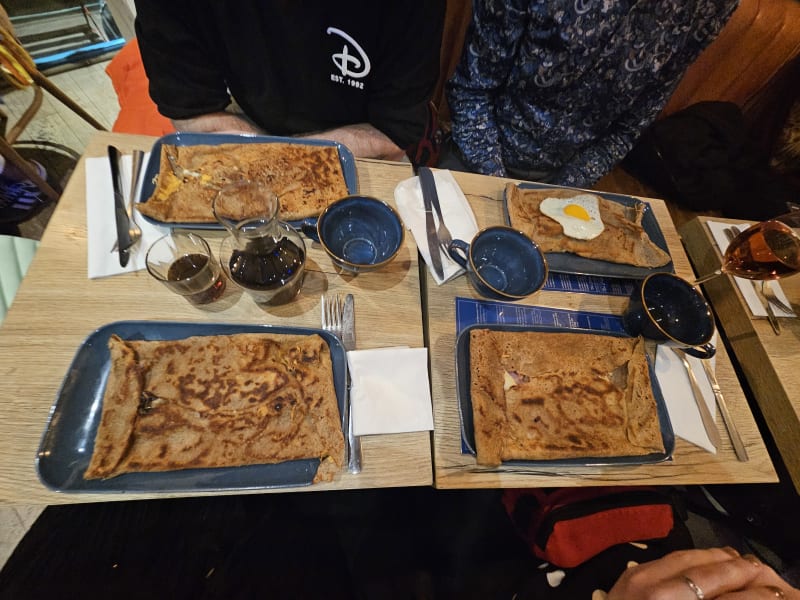 Restaurant Le P'tit Breton Notre Dame De Lorette à Paris Menu, avis