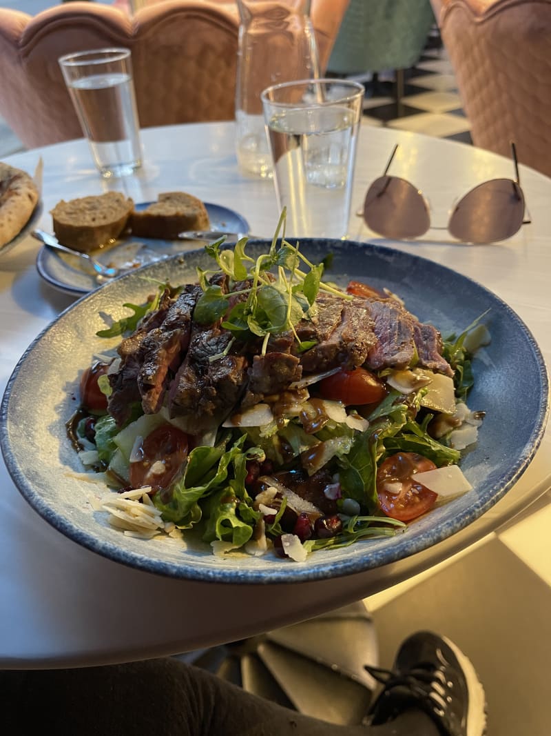 Cosmopolitan i Göteborg - Restaurangens meny, öppettider, bokning ...