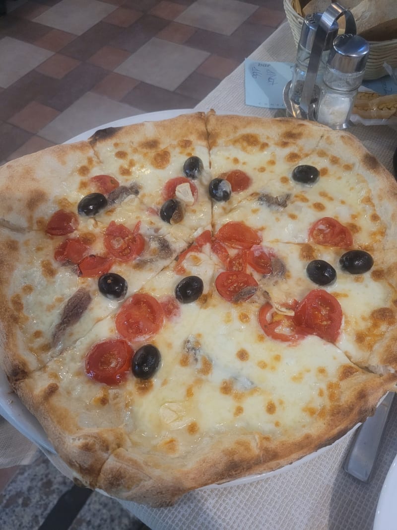 Ristorante Pizzeria Grotta Azzurra, Piacenza