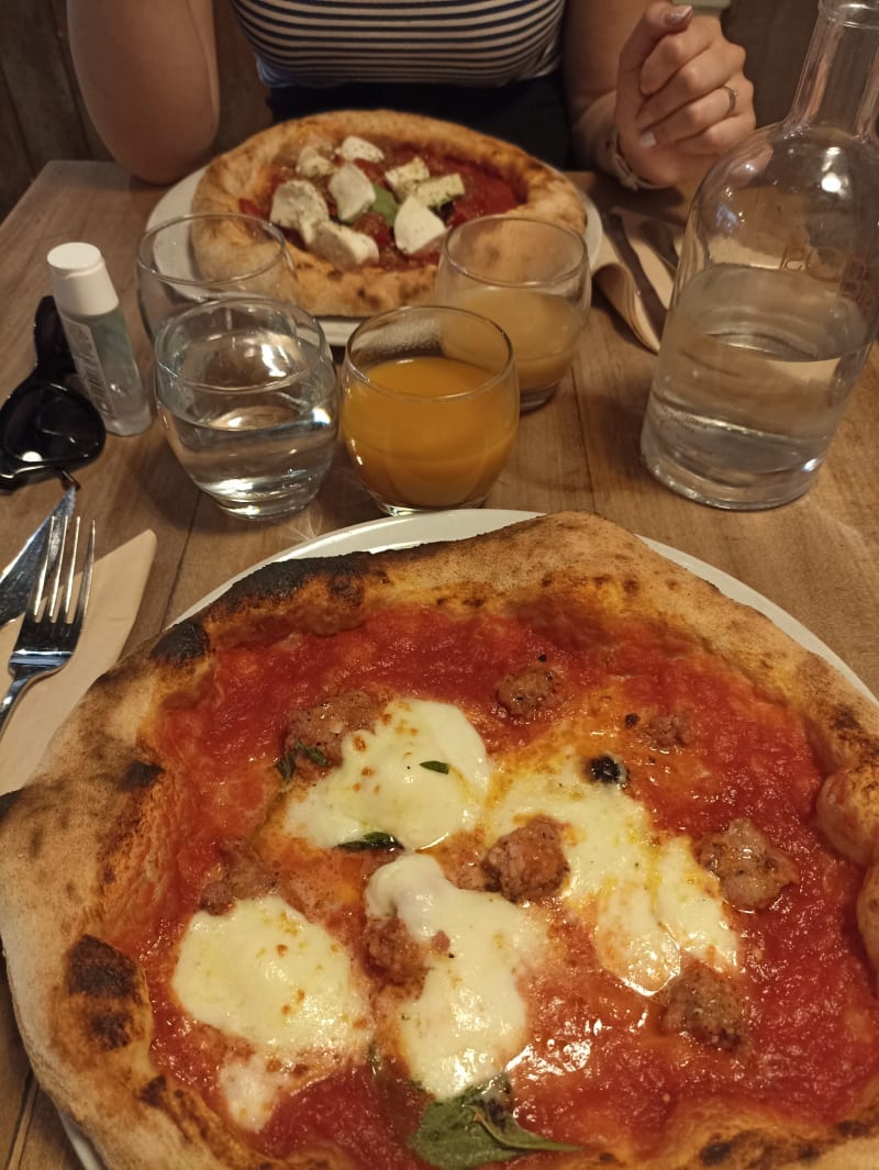 Simbiosi Organic Pizza, Florence