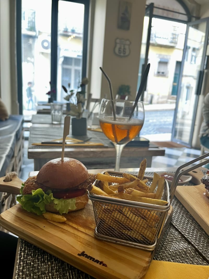 Cosmopolitan Burger, Lisbon