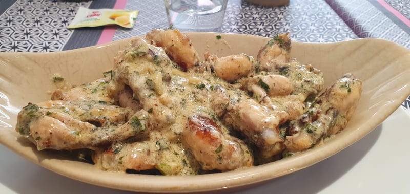 Cuisses De Grenouille Crème Et Persillade - Le Coin Repas, Dijon