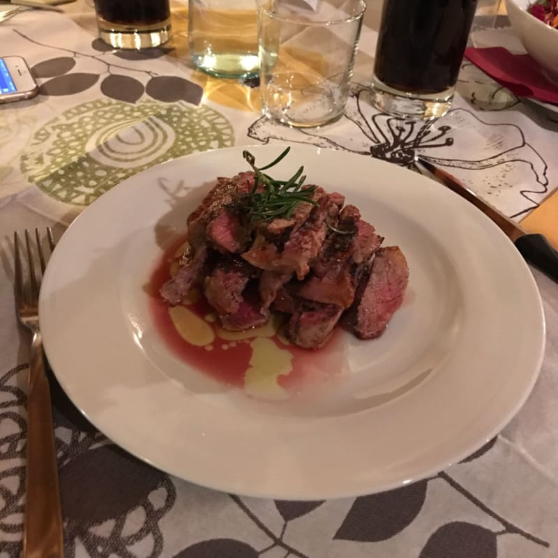 Tagliata al pepe verde e rosmarino - Il Caminetto di Bogoni Mauro