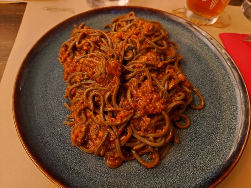 Taglierini neri con ragu' di polpo - Nouvelle Vague, Genoa