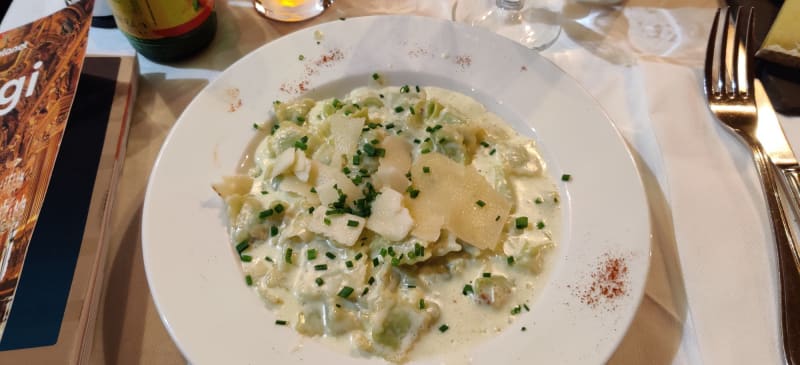 Le Bistro Marbeuf, Paris