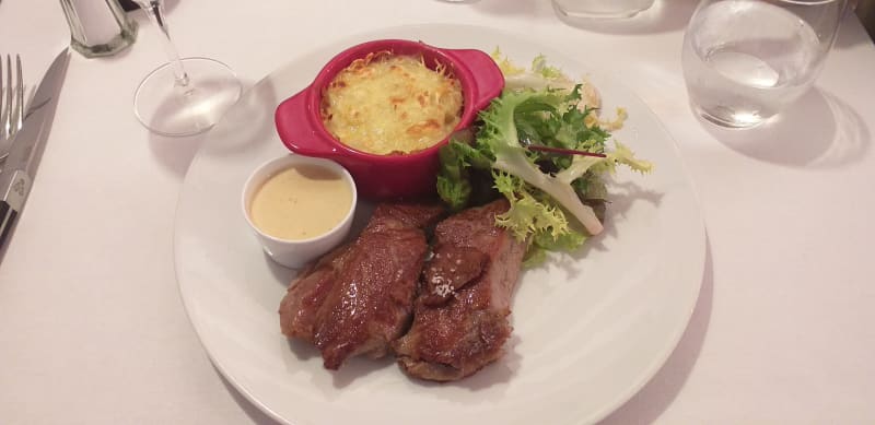 Bleue Blanche Rouge, Versailles