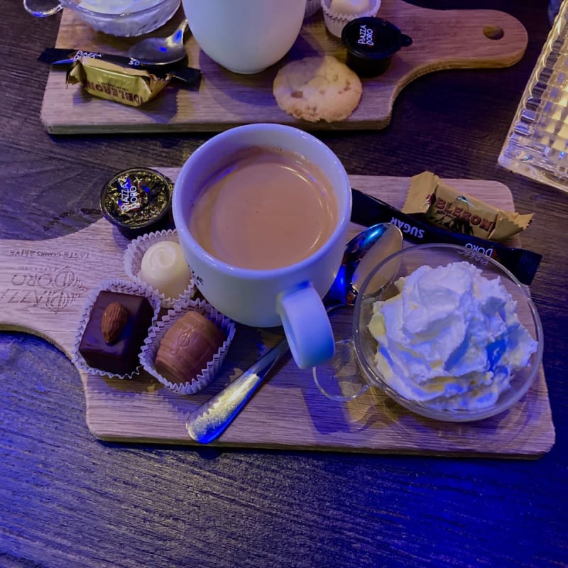 Koffie met carakter - Brasserie Carakter Texel, De Koog