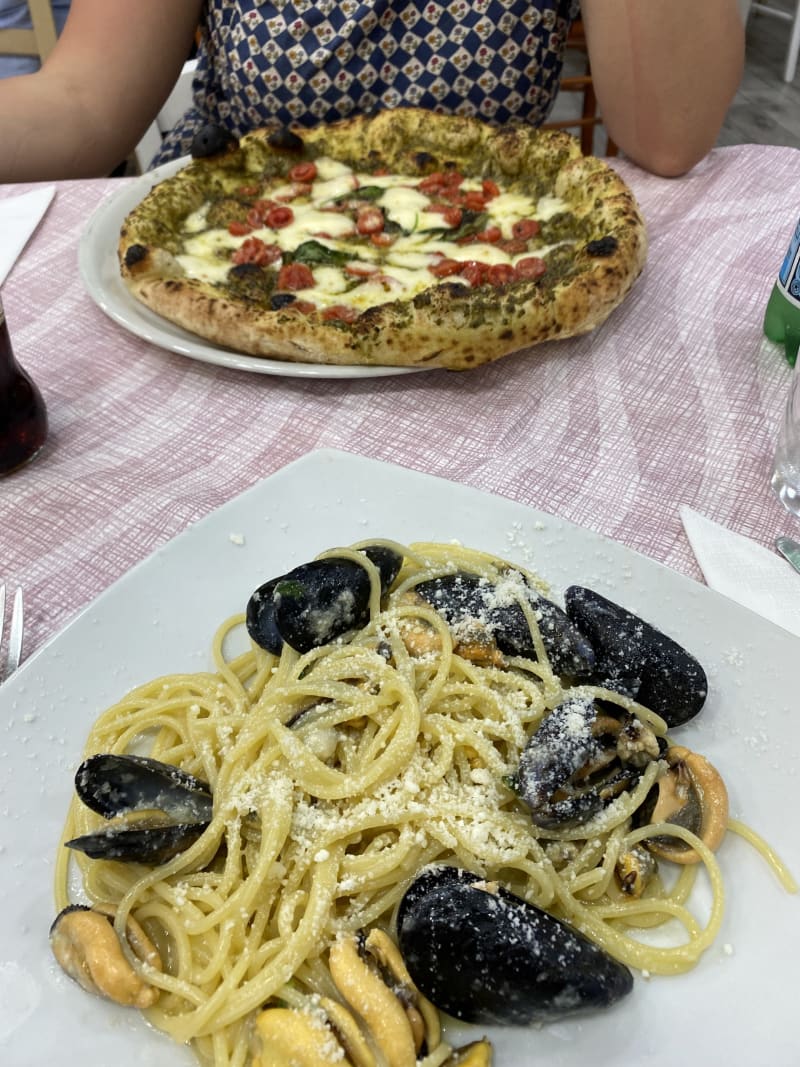 Pizzeria Trattoria Fedele, Naples