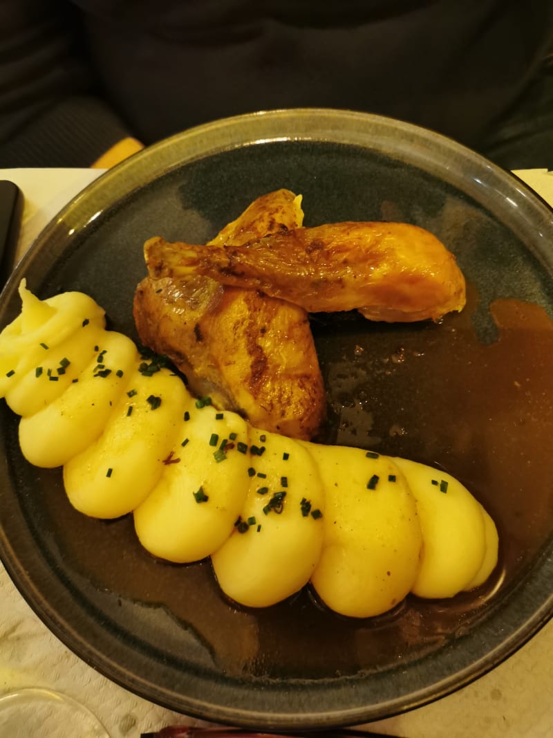 Poulet rôti purée de PDT maison  - Deuz Restaurant, Paris