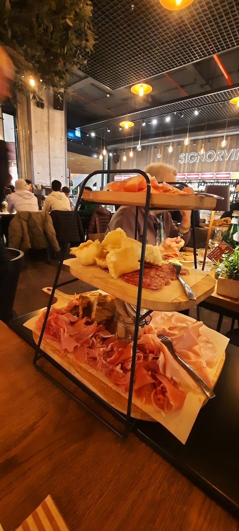 Signorvino - Cascina Merlata, Milan