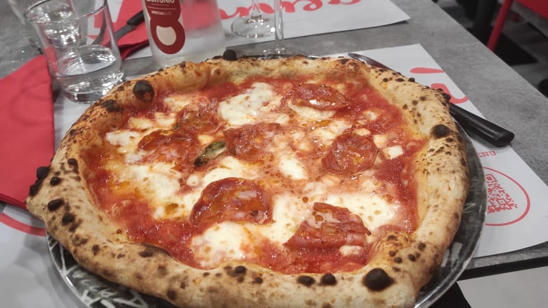 Pizzeria Gennarì, Milan