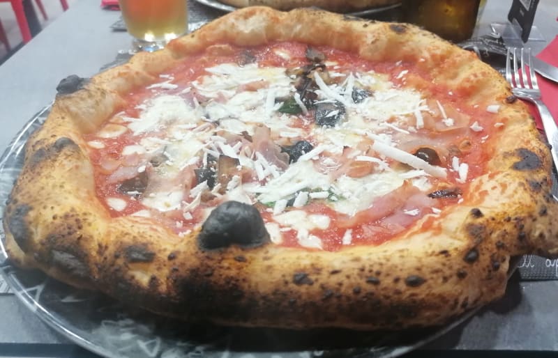 Pizzeria Gennarì, Milan