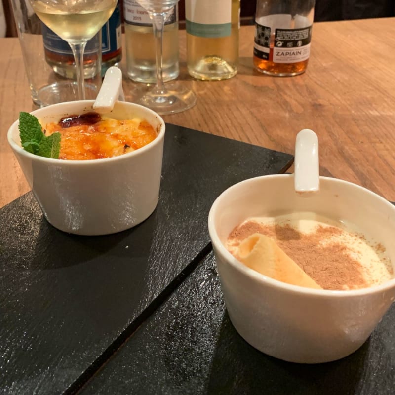 Goxua y arroz con leche - Euskal Etxea Taberna, Barcelona