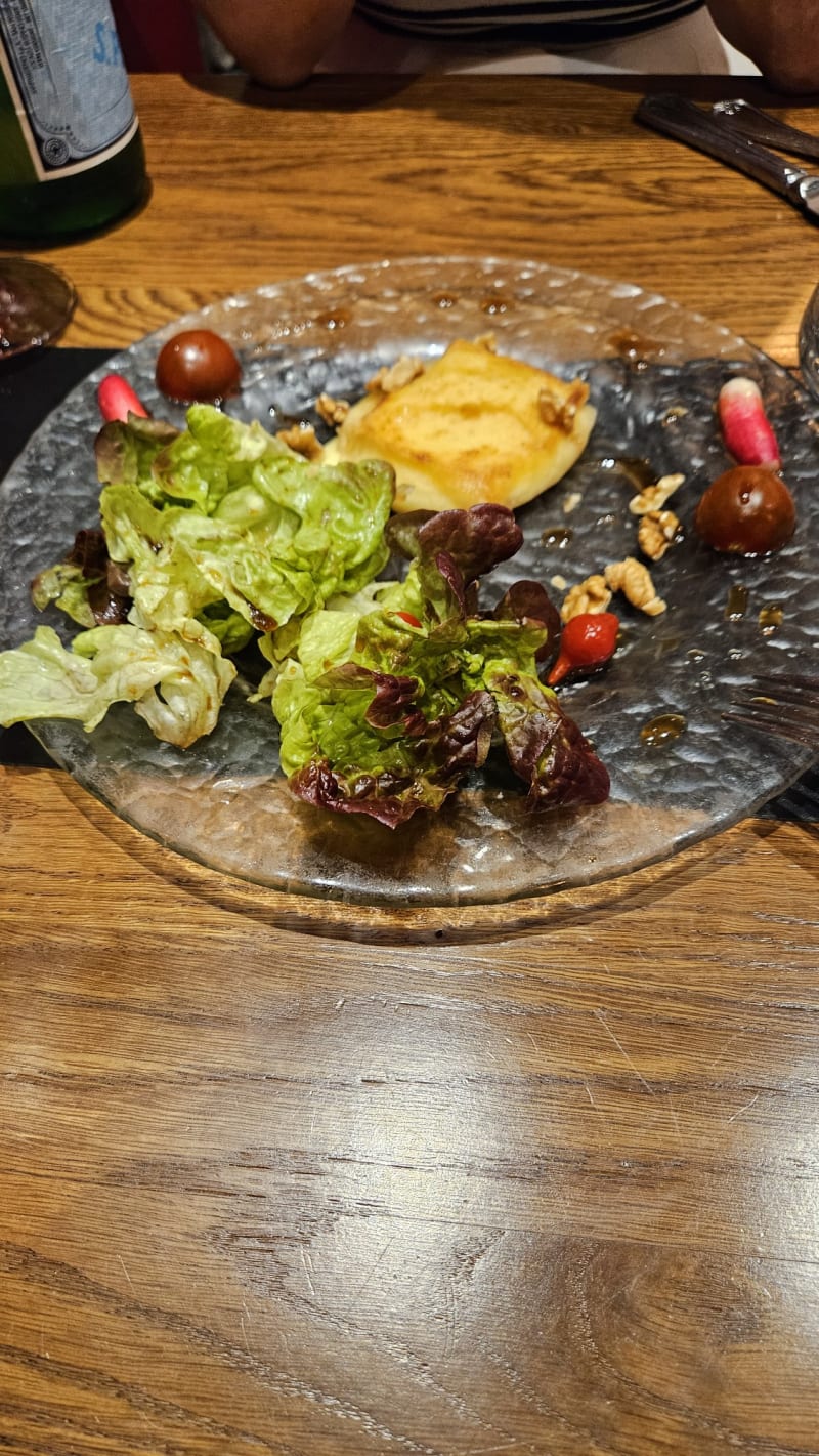 Brick de St Marcelin, vinaigrette au miel et salade - L'Empreinte, Paris