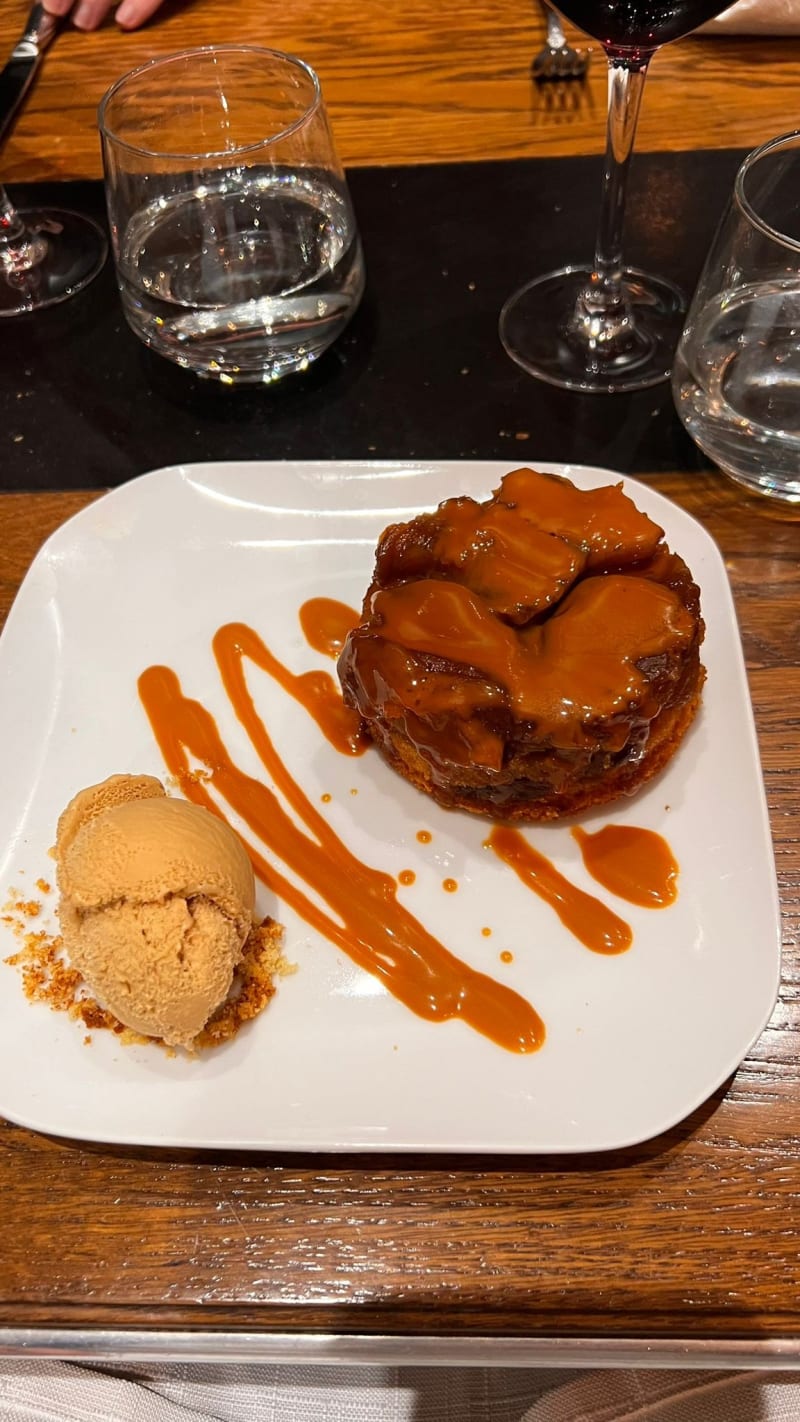 Tarte Tatin revisitée par le chef. - L'Empreinte, Paris