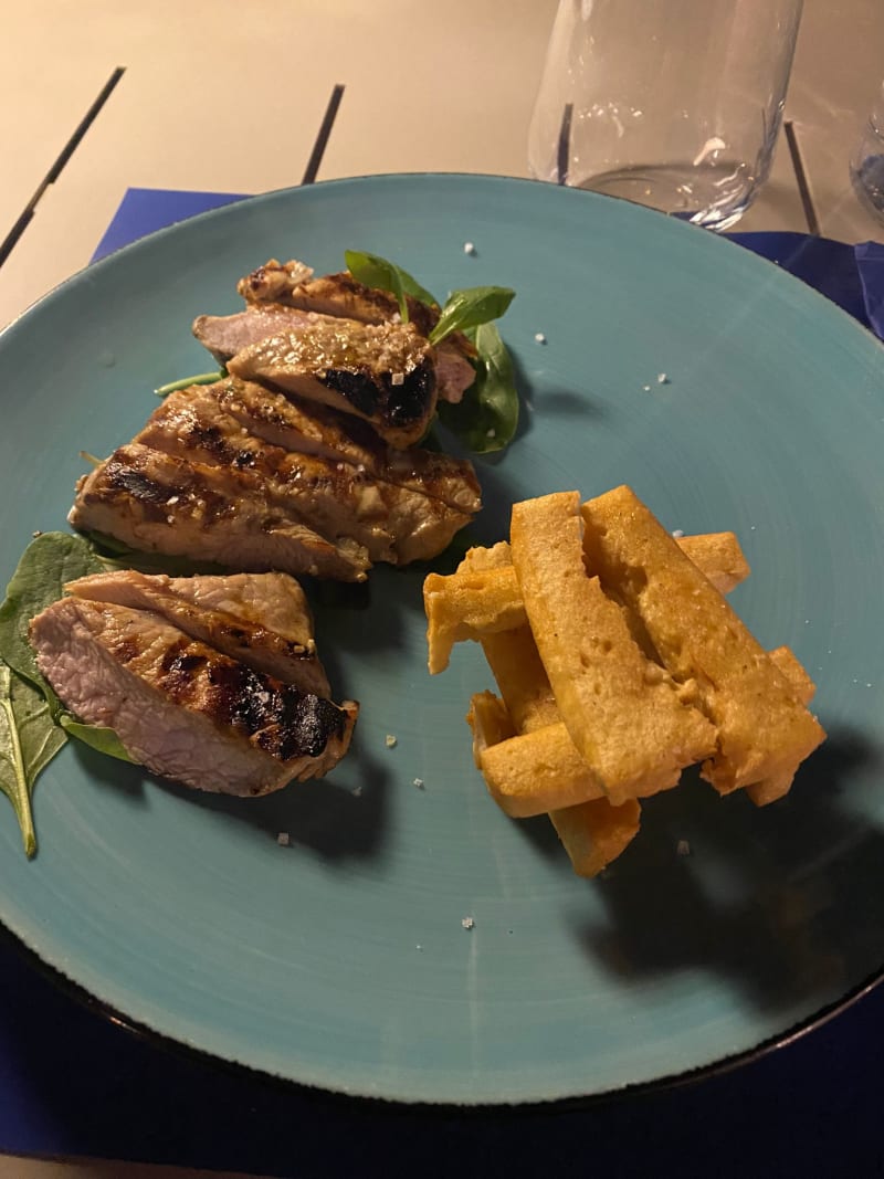 Tagliata con panissa fritta - Luna Blu ristorante, La Spezia