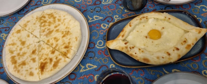 Pane Georgiano, Bologna