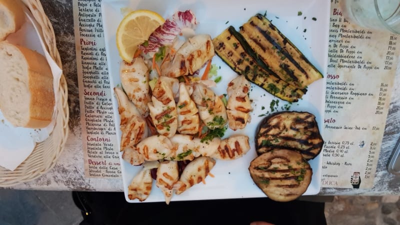 Calamari alla griglia con verdure - Osteria L'Anciua Matta, Albisola Superiore