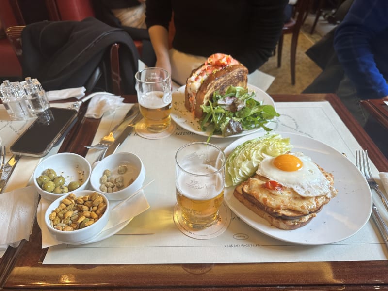 Les Deux Magots, Paris