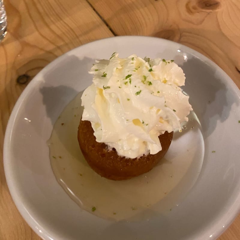 Baba au rhum - Chez Louise, Gentilly