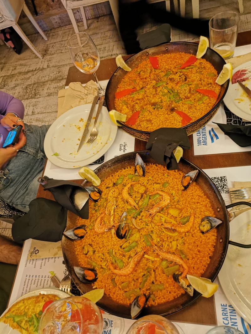 Abuela Herminia Parrilla y Paellas, Madrid