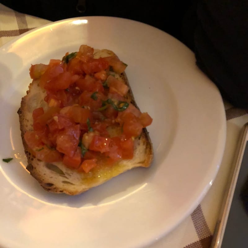 Bruschetta pomodoro - La Botte Antica, Rome