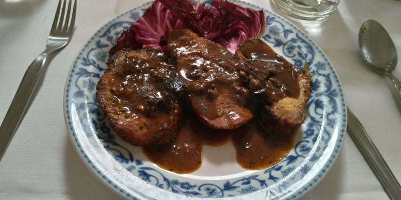 Arrosto Di Maiale Con Prugne - La Lanterna - Hotel Topazio