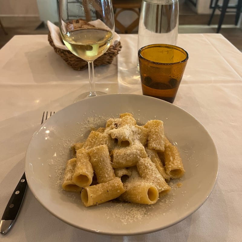 Carbonara super cremosa e con guanciale super croccante - Casa Prati, Rome