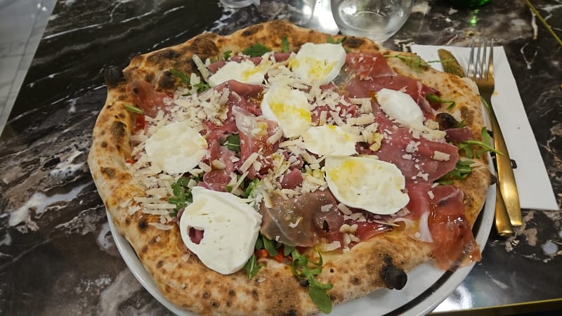 OWAP Pizzeria - Pignasecca, Naples