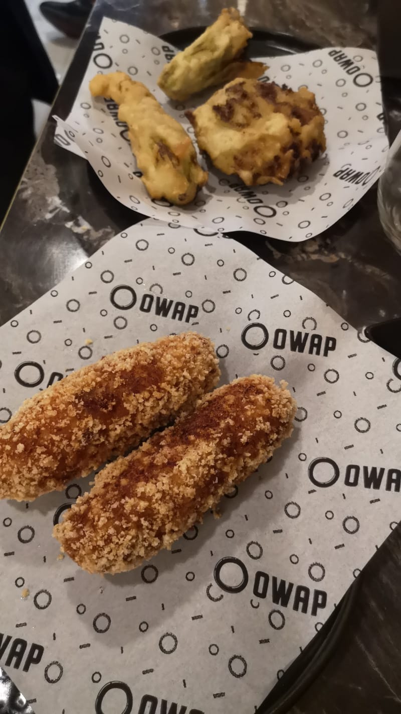 OWAP Pizzeria - Pignasecca, Naples