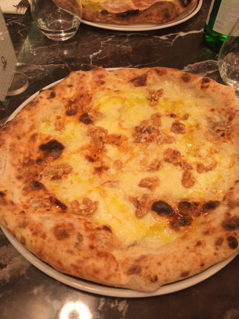 OWAP Pizzeria - Pignasecca, Naples