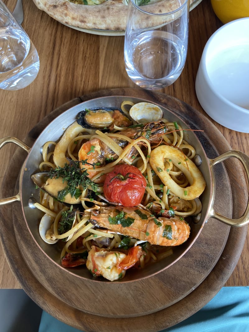 Linguine aux fruits de mer - Italia Caffè, Boulogne-Billancourt