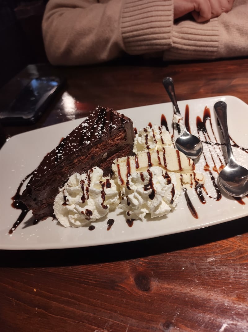 Death by chocolate cake - Red Garter Steakhouse, Florence