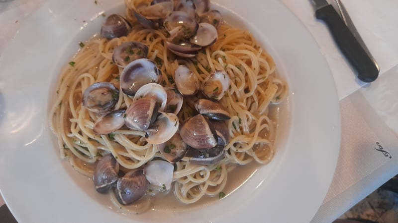 Spaghetti alle vongole - Lo Scoglio Sul Naviglio, Milan